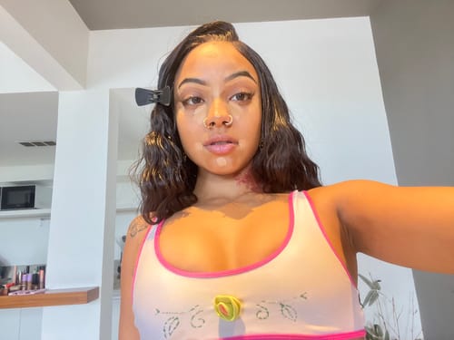 Customer photo review of Lace Front HD Gianna Preta Ondulada - Repartição Livre 13x4