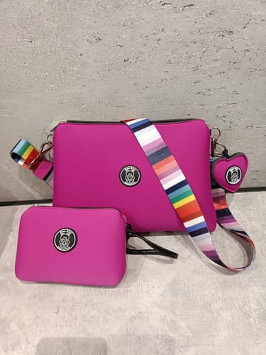 undefined review of Pochette Grande image 1 out of 1