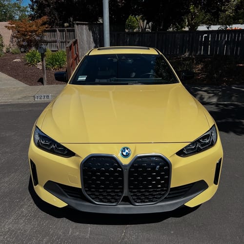 Matheus B. review of High Glossy Pastel Yellow Vinyl Wrap image 1 out of 5