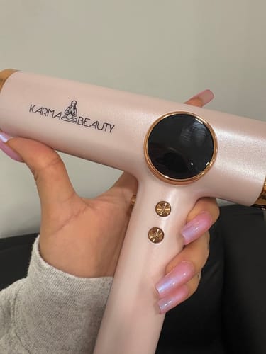 Customer photo review of IQ Pro Digital Blow Dryer and Multi-Styler