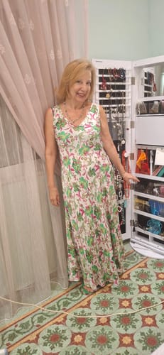 Customer photo review of Ολόσωμος Καθρέφτης Κρεβατοκάμαρας Χωρίς πλαίσιο Μακιγιάζ Ντουλάπι Κοσμημάτων Ντουλάπι με Περιστρεφόμενο Καθρέφτη Αποθήκευση κοσμημάτων B34-JJC007W01