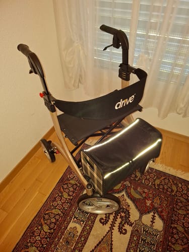 Customer photo review of Rollator Nitro Champagner