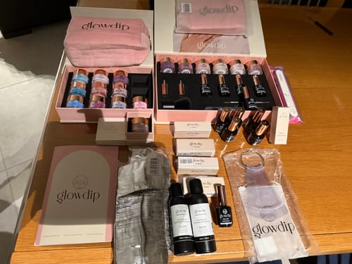 Customer photo review of Limited Edition 3 - Neon Blush Dipping Powder