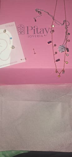 Customer photo review of Collar Rainbow