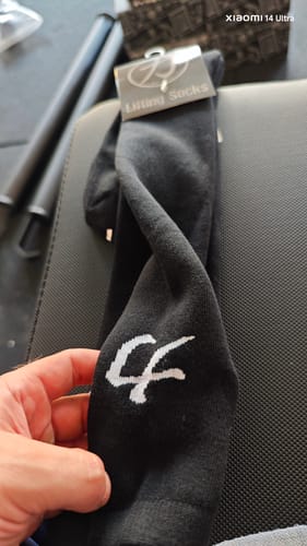 Customer photo review of Black Deadlift / Weightlifting Socks