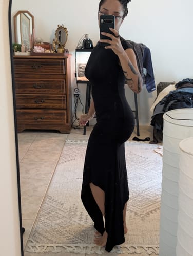 Customer photo review of Irregular Hem Skinny-Fit Dresses