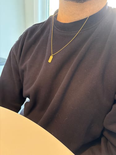 Customer photo review of York Necklace - Gold
