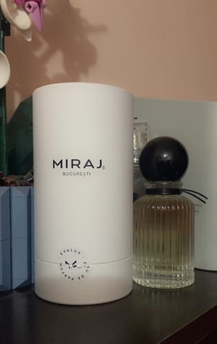 Customer photo review of Miraj EvaLux