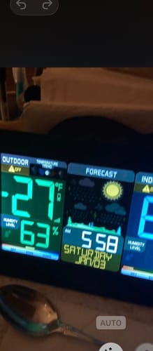 Reviewer's weather station showing the outdoor temperature is -27 degrees Fahrenheit.