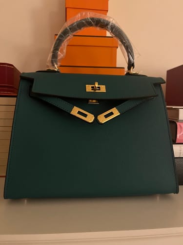 Customer photo review of Celine
