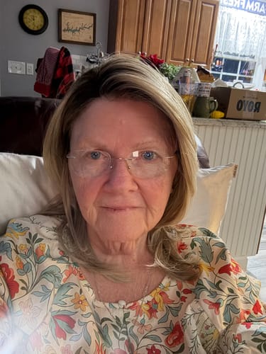 Customer photo review of CANDID CONVO - Sunlit Beige Blonde*