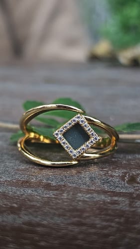 Customer photo review of Good Eye Ring