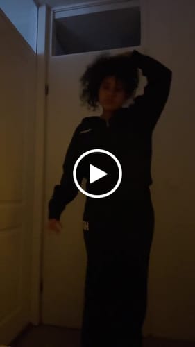 Customer video review of KNIT SWEATPANTS NAVY