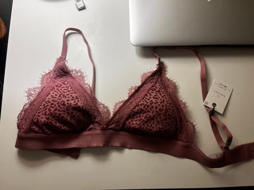 Reseña con foto de un cliente sobre Bralette Animal Print Dreamy