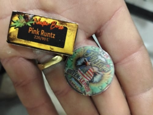 Customer photo review of Sticker Vinile Classico