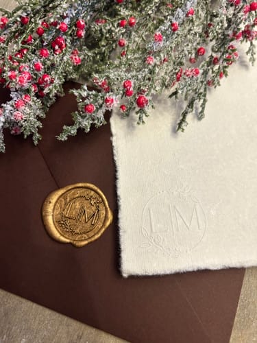 Customer photo review of Prägestempel mit eigenem Logo