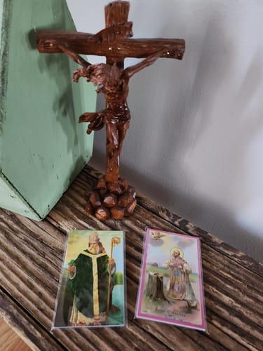 Customer photo review of New! St. Patrick Holy Card – Based on a Vintage Holy Card – pack of 10/100/1000