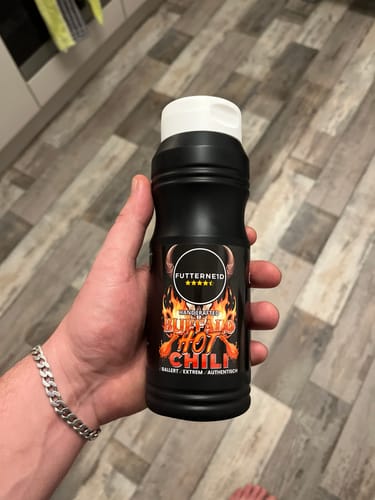 Customer photo review of BUFFALO HOT CHILI Sauce 500ml
