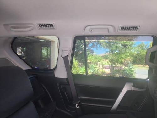 Customer photo review of Rear Side Windows Click Shades for Toyota Land Cruiser Prado 150 2009-2023