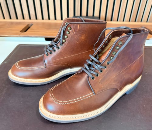 Customer photo review of Indiana Moctoe Boot - luosjiet®boots - Brown Full Grain Pull-Up Cowhide