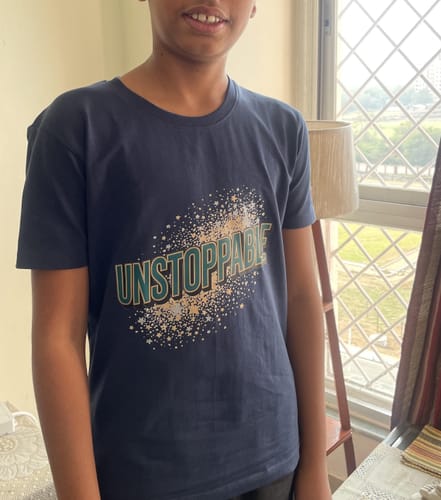 Customer photo review of Men Stretch T-shirt