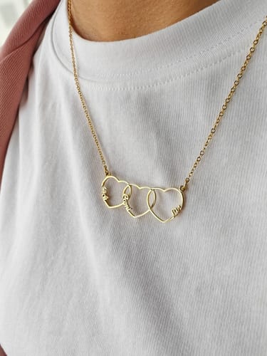 Customer photo review of Custom Heart Name Necklace