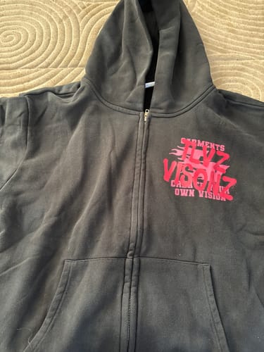 Customer photo review of STATEMENT ZIPUP