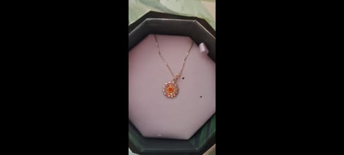 Customer photo review of Collar Margarita Mediana