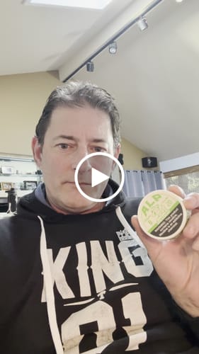 Customer video review of Spearmint Nicotine Pouches