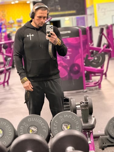 Customer photo review of Elite Hoodie