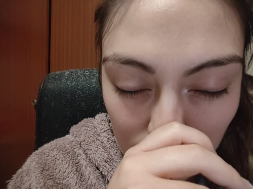 Customer photo review of KosmaLash® | Sérum Crecimiento & Anticaída