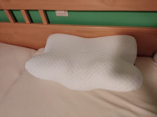 Customer photo review of Ergonomisches Nackenkissen