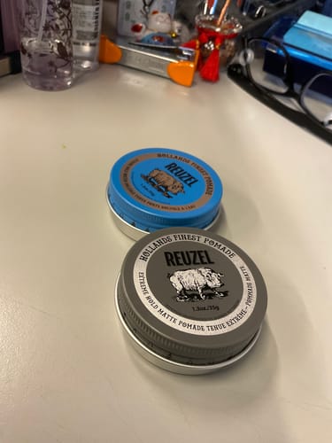 Customer photo review of Reuzel Blue Strong Hold Pomade
