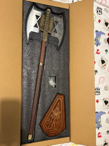 Customer photo review of Battle Axe of Gimli Lord of the Rings Axe Sword