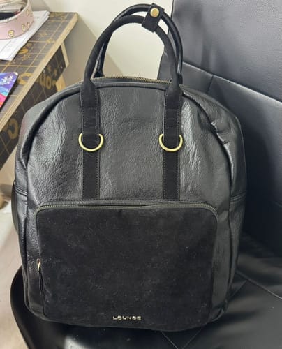 Customer photo review of Mochila Notebook Detalles Efecto Gamuza