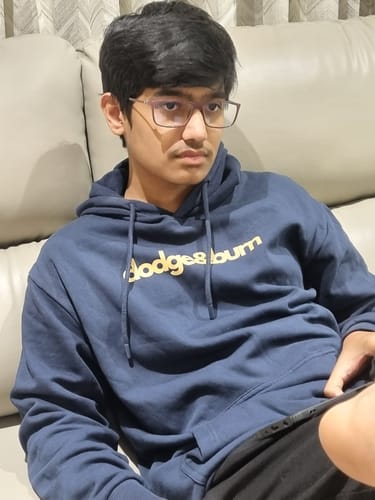 Customer photo review of Men Hoodie