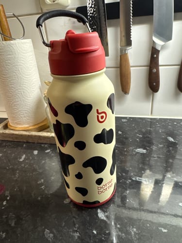 Customer photo review of Hydro X Bottle 32oz (Bow Design is on Pre-sale)