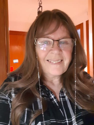 Customer photo review of JBEXTENSION GENERATION FIVE 20 Inches Light Brown Body Wave Wig QUINN LIGHT BROWN G5