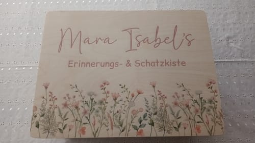 Customer photo review of Personalisierte Erinnerungskiste - Baby 3D Acryl Name