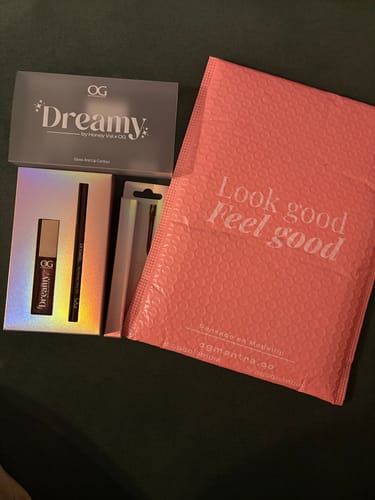 Customer photo review of LIP CONTOUR DREAMY X HONEY VAL