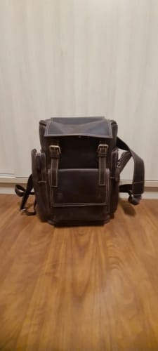 Customer photo review of Vintage Crazy Horse Genuine Leather Backpack Men Leather Bagpack Climbing Rucksack male Large Hiking Backpack M814