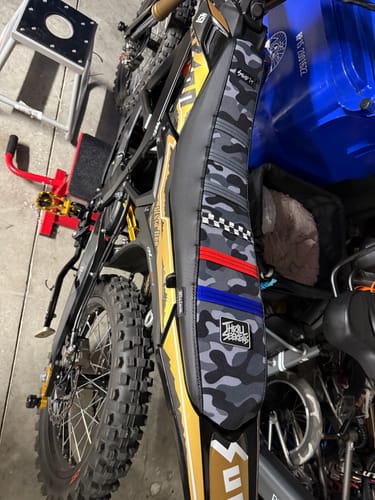 Customer photo review of Custom Seat Cover: Sur-Ron Ultra Bee