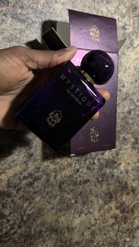 Customer photo review of Mystique