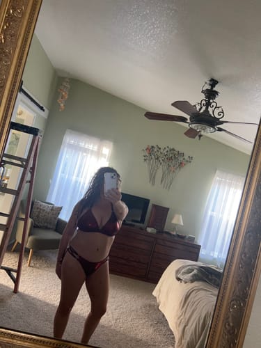 Customer photo review of EDEN TOP - RUBY RED GLITTER