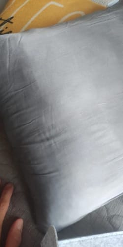 Customer photo review of 22 Momme Mulberry Silk Pillowcase with Zipper – Double-Sided Luxury Hair & Skin Care