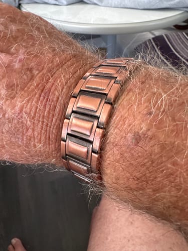 Customer photo review of Mens Copper Magnetic Bracelet TRIPLE Power