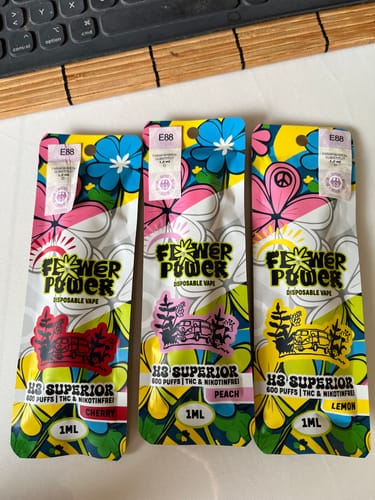 Customer photo review of 🍑Flower Power Vape Peach Superior Blend