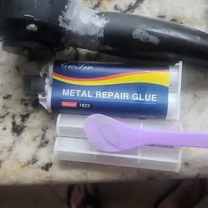 Customer photo review of Cola de fundição melhorada - Reparação de metal