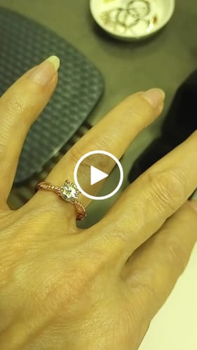 Customer video review of Twisted Band Rose Gold Moissanite Ring