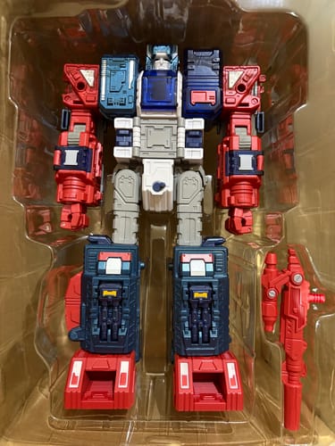 Customer photo review of Zeta Toys ZT EX-09U EX09U Grant ( Fortress Maximus / Grand Maximus Version ) 23cm / 9"